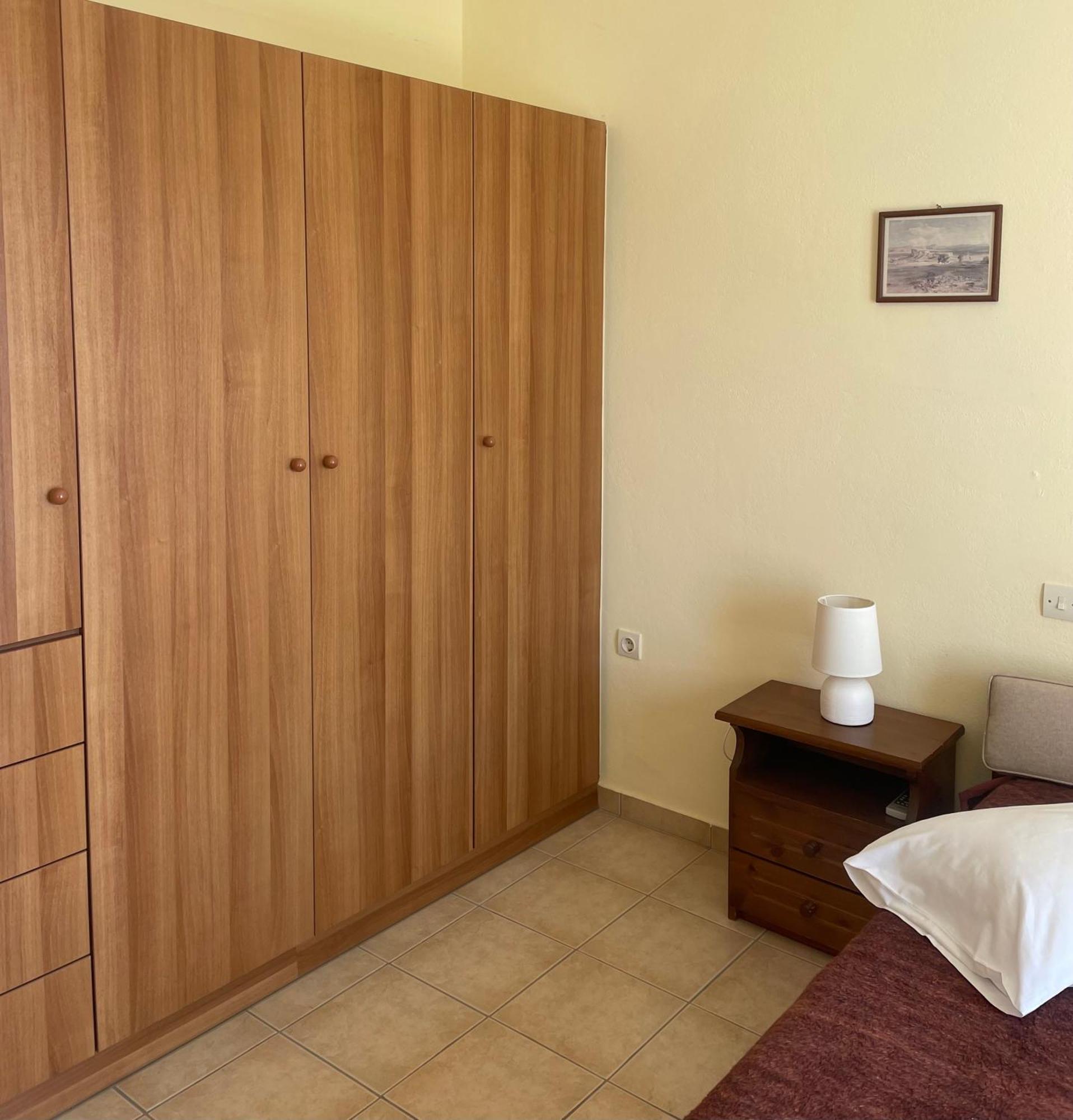 Tasos Manaritsas Rooms Khronia ภายนอก รูปภาพ